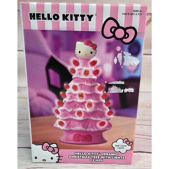 NEW Sanrio HELLO KITTY Ceramic Pink Christmas Tree W/Pink Colored Lights 5.8 In - Picture 1 of 9
